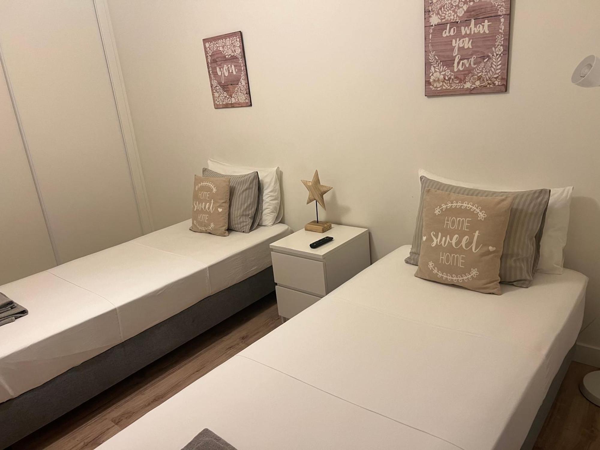 Modern Twin Room With A Balcony Montijo Exterior photo